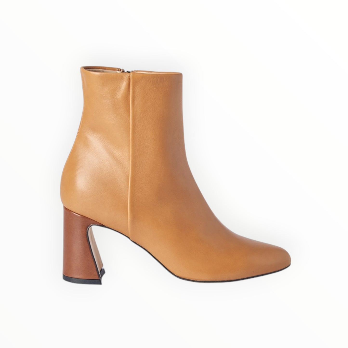 Momoni Lileth Boots - Camel - Size 39