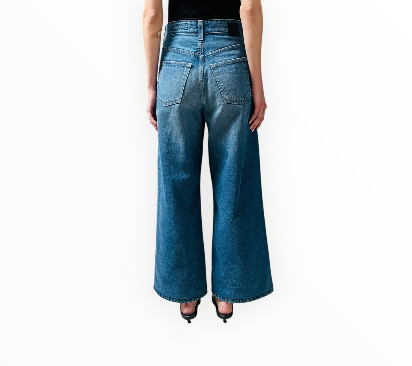 AG Deven High Rise Wide Leg Jeans - Blue - Size 26