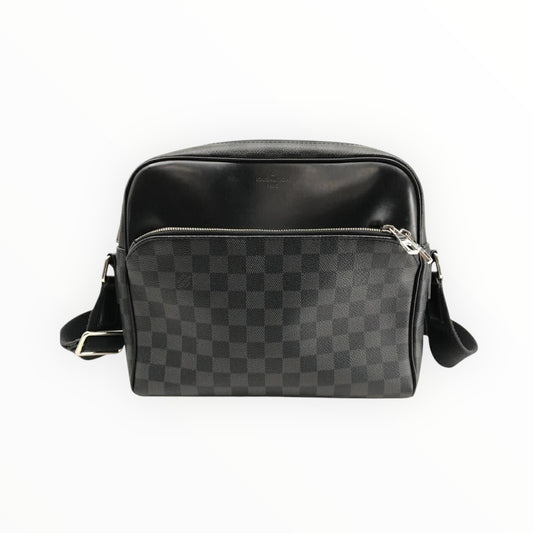 Louis Vuitton Dayton PM Bag - Black - Size L28cm x H24.5cm x D7cm