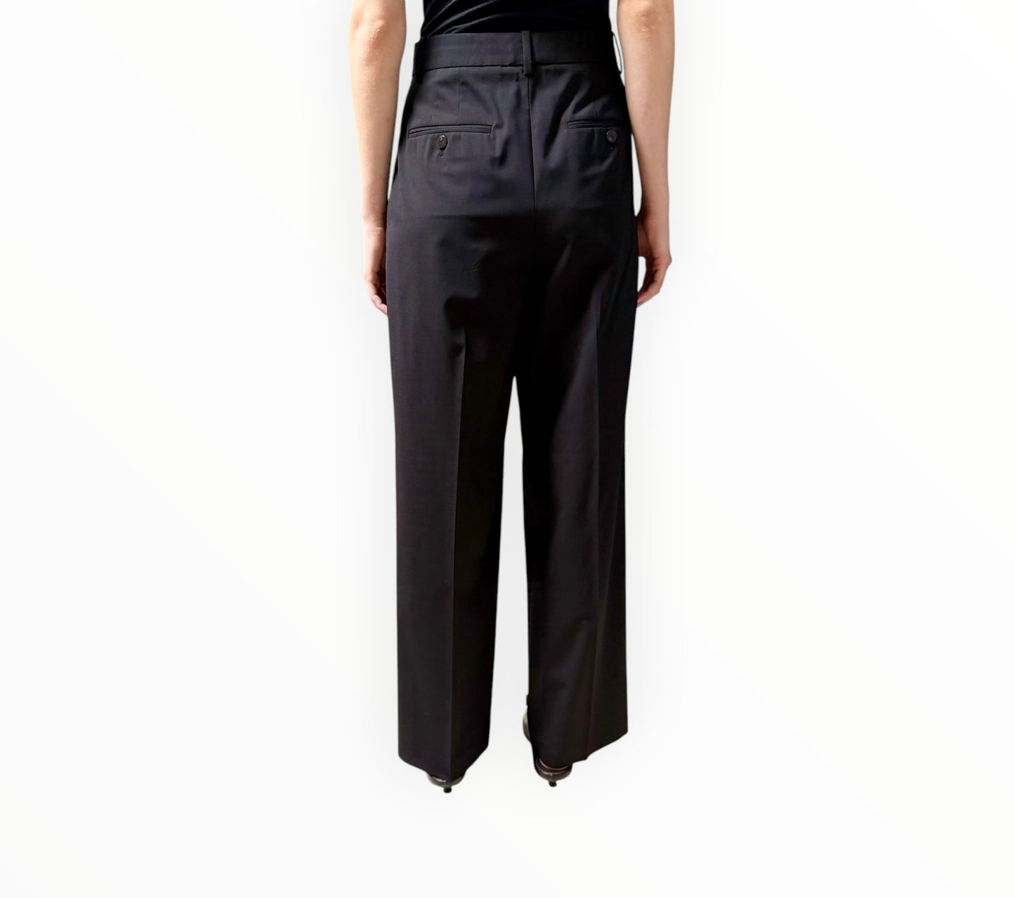Theory Classic Wool Suit - Black - Size AU8