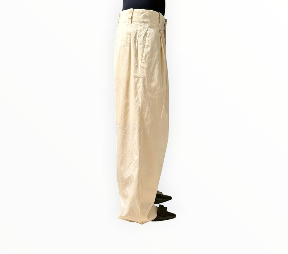RT006445 - Bottega Veneta One Pleat Front Pants - Lemon - Size 40