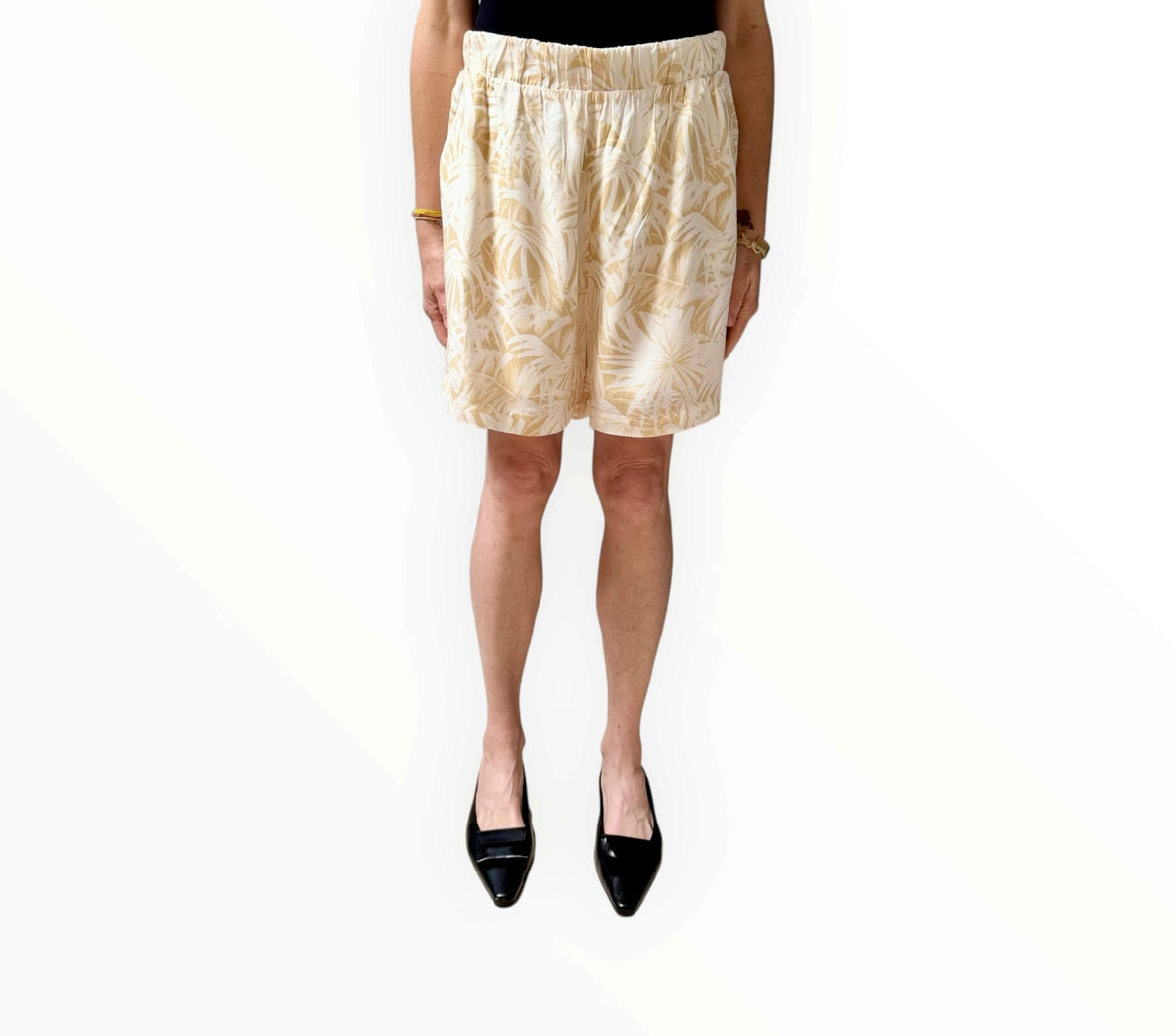 RT006560 - Anine Bing Candice Shorts - Cream/Beige - Size L