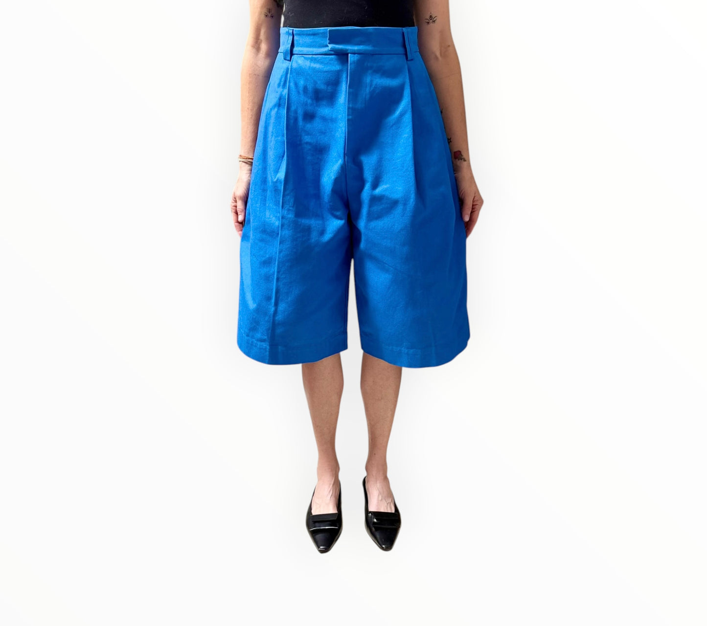 Bassike Wide Leg Shorts - Cornflower Blue - Size AU8