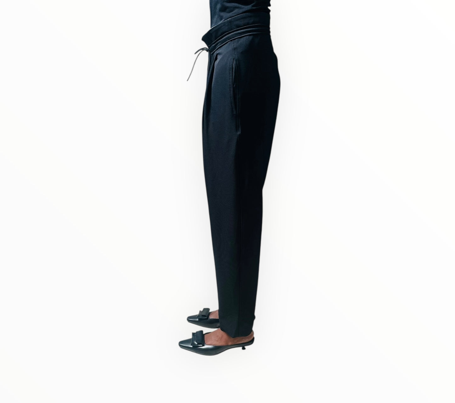 Bassike Twill Highrise Drawstring Pants - Black - Size 2